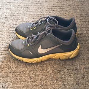 Nike Free XT Flywire athletic shoes size 8